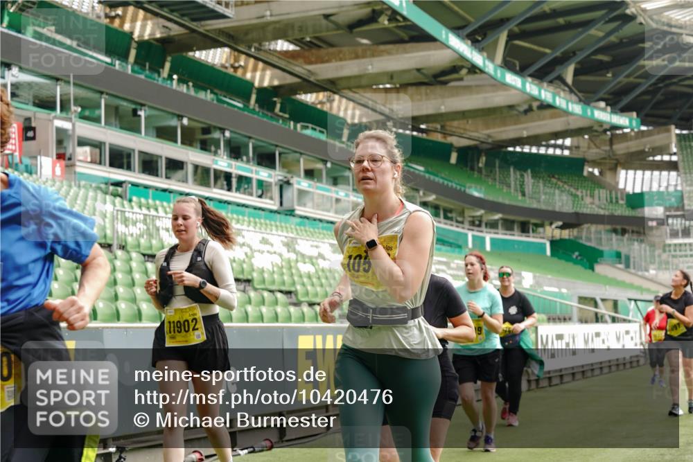 13.09.2026 - 21. swb-Marathon Bremen Michael Burmester http://msf.ph/oto/10420476 13.09.2026 10:44:16 Laufen im Stadion 10002, 10004, 10005, 10176, 10191, 10192, 10271, 10295, 10325, 10335, 10361, 10362, 10402, 10459, 10474, 10513, 10572, 10605, 10606, 10629, 10679, 10713, 10756, 10779, 10882, 10899, 10900, 10997, 10999, 11081, 11173, 11217, 11233, 11264, 11274, 11307, 11333, 11337, 11355, 11385, 11408, 11448, 11456, 11461, 11482, 11495, 11629, 11932, 11943, 12151, 12226, 12311, 12321, 12334 meine-sportfotos.de