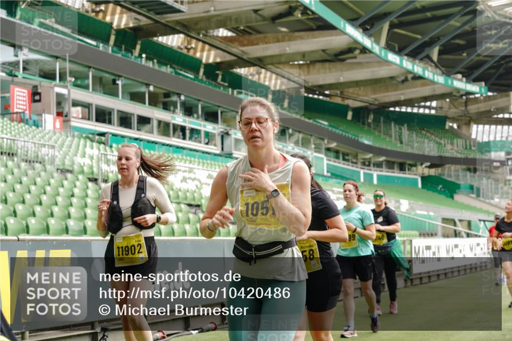 13.09.2026 - 21. swb-Marathon Bremen Michael Burmester http://msf.ph/oto/10420486 13.09.2026 10:44:17 Laufen im Stadion 10002, 10004, 10005, 10176, 10191, 10192, 10271, 10295, 10325, 10335, 10361, 10362, 10402, 10459, 10474, 10513, 10572, 10605, 10606, 10629, 10679, 10713, 10756, 10779, 10882, 10899, 10900, 10997, 10999, 11081, 11173, 11217, 11233, 11264, 11274, 11307, 11333, 11337, 11355, 11385, 11408, 11448, 11456, 11461, 11482, 11495, 11629, 11932, 11943, 12151, 12226, 12311, 12321, 12334 meine-sportfotos.de