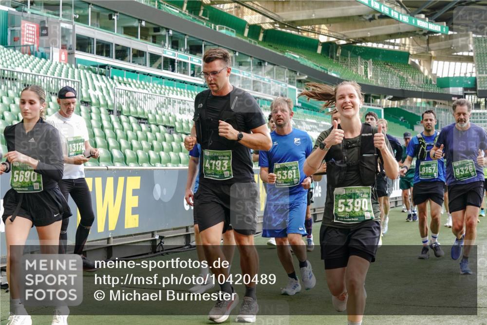 13.09.2026 - 21. swb-Marathon Bremen Michael Burmester http://msf.ph/oto/10420489 13.09.2026 13:21:37 Laufen im Stadion 128, 258, 343, 351, 423, 441, 601, 620, 704, 782, 851, 1060, 1094, 1129, 1158, 1177, 1316, 1344, 1409, 1417, 1439, 1446, 1518, 1657, 1669, 1676, 1697, 1729, 1808, 1846, 2010, 2064, 2139, 2201, 2258, 2278, 2290, 2349, 2394, 2395, 2414, 2417, 2437, 2501, 2519, 2551, 2588, 2619, 2632, 2652, 2660, 2685, 2711, 2736, 2793, 2828, 2886, 2954, 2964, 2995, 3004, 3010, 3017, 3018, 3022, 3034, 3035, 3036, 3037, 3070, 3074, 3102, 3139, 3144, 3225, 3264, 3351, 3682, 3784 meine-sportfotos.de