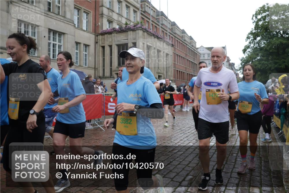 13.09.2026 - Kiel Lauf Yannick Fuchs http://msf.ph/oto/10420570 13.09.2026 10:53:02 Ziel 127, 154, 1071, 1083, 1426, 1486, 1550, 3059, 3104, 3173, 3431, 3500, 3587, 3657, 3875, 5329, 5642, 5643, 5710, 5838, 6015, 6161, 6374, 6695, 6777, 7139, 7596, 8483, 8516, 8518, 8580, 8863, 8905, 8935, 9126, 9166, 9749, 10721, 11074, 11282, 11496, 11919, 11988, 12217, 90, 154, 158, 172, 398, 626, 1083, 1433, 1471, 1472, 1473, 1474, 1531, 1535, 1634, 1812, 1837, 2069, 2089, 2293, 2442, 2735, 3050, 3054, 3059, 3452, 3514, 3582, 3778, 3853, 3875, 4570, 6201, 7017, 7883, 475 meine-sportfotos.de