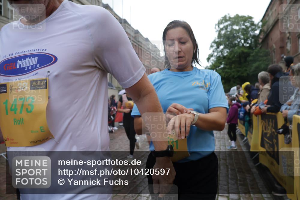 13.09.2026 - Kiel Lauf Yannick Fuchs http://msf.ph/oto/10420597 13.09.2026 10:53:03 Ziel 127, 1071, 1426, 1486, 1550, 3104, 3173, 3431, 3500, 3587, 3657, 5329, 5642, 5643, 5710, 5838, 5924, 6015, 6055, 6161, 6374, 6695, 6777, 7139, 7596, 7869, 8483, 8516, 8518, 8580, 8863, 8905, 8935, 9126, 9166, 9749, 10721, 11074, 11282, 11496, 11919, 11988, 12217, 12405, 90, 154, 158, 172, 398, 626, 1083, 1426, 1433, 1473, 1474, 1531, 1535, 1550, 1634, 1812, 1837, 2069, 2089, 2293, 2442, 2735, 3050, 3054, 3059, 3431, 3452, 3514, 3778, 3853, 3875, 4570, 6201, 7017, 7883, 475 meine-sportfotos.de