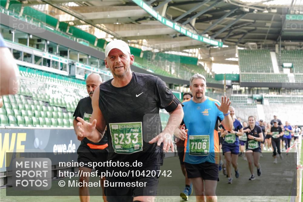 13.09.2026 - 21. swb-Marathon Bremen Michael Burmester http://msf.ph/oto/10420742 13.09.2026 13:21:46 Laufen im Stadion 128, 258, 343, 351, 423, 441, 571, 601, 620, 704, 782, 851, 1060, 1094, 1157, 1158, 1177, 1316, 1344, 1417, 1439, 1518, 1657, 1669, 1676, 1697, 1729, 1808, 1846, 1883, 2010, 2064, 2139, 2201, 2258, 2278, 2290, 2394, 2395, 2414, 2417, 2437, 2501, 2519, 2551, 2588, 2619, 2632, 2652, 2660, 2685, 2711, 2736, 2793, 2828, 2886, 2954, 2964, 2995, 3004, 3010, 3017, 3018, 3022, 3034, 3035, 3036, 3037, 3070, 3074, 3102, 3139, 3144, 3225, 3351, 3682, 3784, 4020, 1506 meine-sportfotos.de