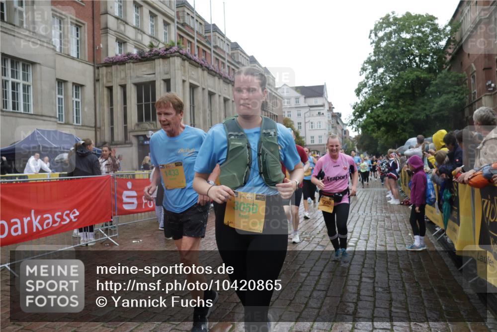 13.09.2026 - Kiel Lauf Yannick Fuchs http://msf.ph/oto/10420865 13.09.2026 10:53:18 Ziel 168, 207, 373, 2174, 2336, 2859, 3153, 4005, 4196, 5691, 5924, 6055, 6104, 6181, 6543, 6821, 7869, 8422, 10276, 10367, 11097, 11253, 12405, 12844, 127, 154, 158, 398, 1071, 1083, 1426, 1433, 1486, 1535, 1550, 1634, 1812, 2069, 3050, 3059, 3104, 3173, 3431, 3452, 3500, 3514, 3587, 3657, 3875, 4570, 5329, 5642, 5643, 5710, 5838, 5924, 6015, 6055, 6161, 6201, 6374, 6695, 6777, 7017, 7139, 7596, 7869, 7883, 8483, 8516, 8518, 8580, 8863, 8905, 8935, 9749, 10721, 11074, 1199, 172 meine-sportfotos.de