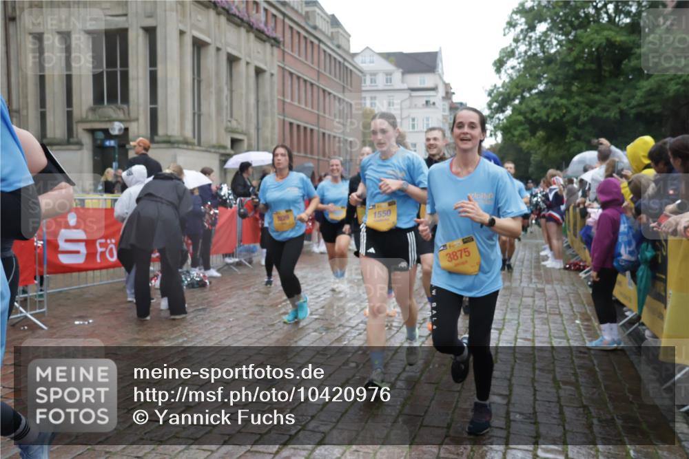 13.09.2026 - Kiel Lauf Yannick Fuchs http://msf.ph/oto/10420976 13.09.2026 10:53:26 Ziel 168, 207, 1757, 2174, 2336, 2859, 3498, 4005, 5285, 5766, 5769, 5788, 6543, 6821, 7132, 7365, 7649, 10276, 10367, 11166, 11253, 11556, 12380, 12513, 127, 154, 373, 1071, 1083, 1426, 1486, 1550, 2174, 3059, 3104, 3153, 3173, 3431, 3500, 3587, 3657, 3875, 4196, 4570, 5329, 5642, 5643, 5691, 5710, 5838, 5924, 6015, 6055, 6104, 6161, 6181, 6374, 6695, 6777, 7139, 7596, 7869, 8422, 8483, 8516, 8518, 8580, 8863, 8905, 8935, 9749, 10367, 10721, 11074, 11097, 1199 meine-sportfotos.de