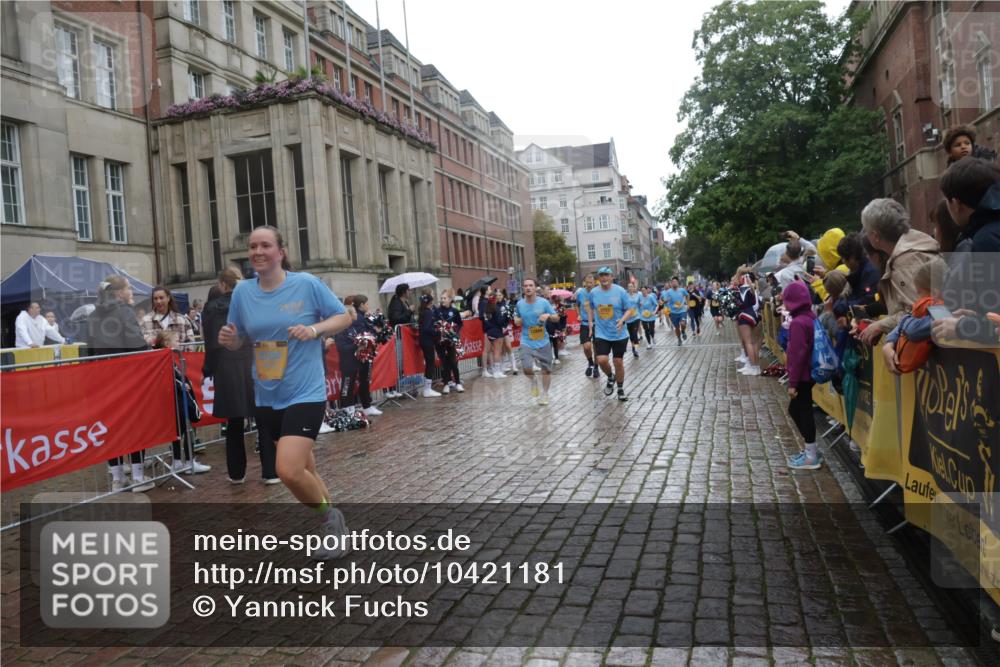 13.09.2026 - Kiel Lauf Yannick Fuchs http://msf.ph/oto/10421181 13.09.2026 10:53:43 Ziel 183, 661, 1199, 1424, 2225, 2433, 2843, 3027, 3922, 3962, 4249, 4515, 4633, 5073, 5427, 6712, 6761, 6926, 7467, 7571, 7599, 8003, 8642, 8821, 8987, 9198, 9471, 9677, 9705, 10002, 11912, 12088, 12404, 168, 207, 373, 1757, 2174, 2336, 2692, 2859, 3153, 3498, 4005, 4196, 4515, 4657, 5285, 5691, 5766, 5769, 5788, 5924, 6055, 6104, 6181, 6543, 6821, 7021, 7132, 7365, 7649, 7869, 8422, 10276, 10367, 11097, 11166, 11253, 11537, 11556, 12380, 2683, 3886, 12844 meine-sportfotos.de
