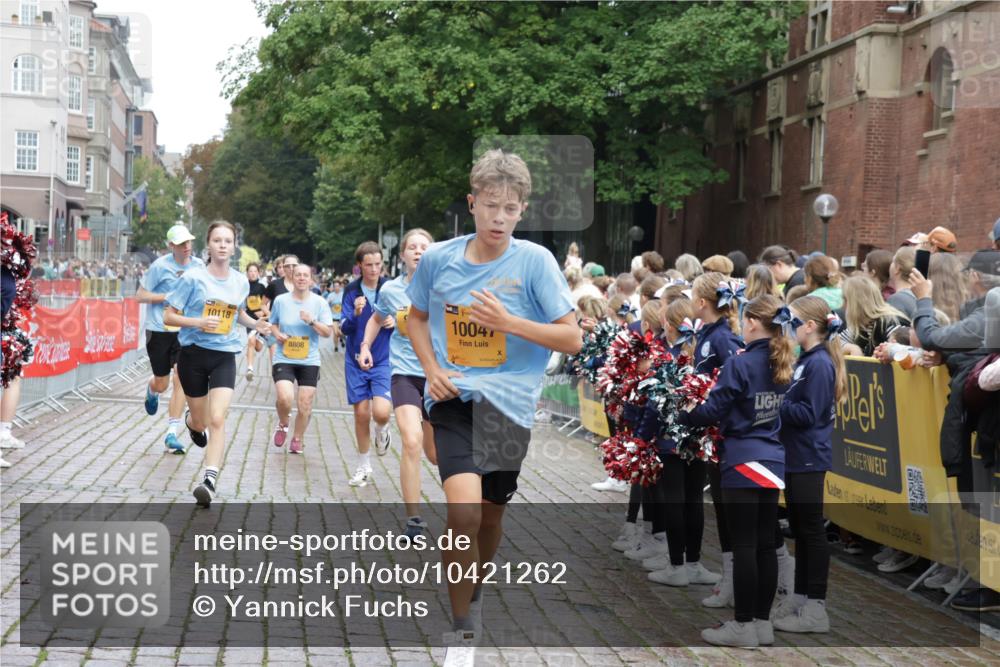 13.09.2026 - Kiel Lauf Yannick Fuchs http://msf.ph/oto/10421262 13.09.2026 09:43:13 Ziel 255, 623, 1508, 3041, 5929, 7099, 7532, 8808, 9354, 9933, 10047, 10118, 12259, 142, 762, 1040, 1213, 3827, 3849, 3850, 4322, 5530, 7874, 8191, 8532, 8870, 9311, 9519, 9592, 9629, 11721, 11753, 12678, 40, 401, 1049, 1857, 4171, 4256, 6377, 7773, 7857, 7905, 8066, 8770, 8834, 10189, 10300, 11246, 12101, 12575, 142, 1045, 1777, 2608, 4548, 6075, 6213, 6423, 6913, 8532, 9519, 9592, 9706 meine-sportfotos.de