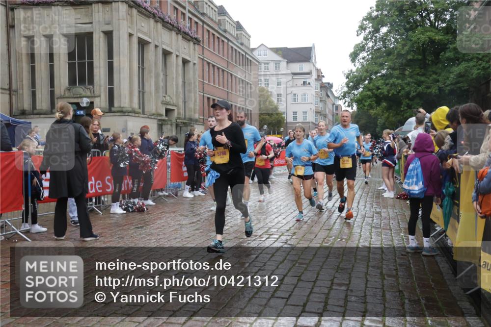 13.09.2026 - Kiel Lauf Yannick Fuchs http://msf.ph/oto/10421312 13.09.2026 10:54:02 Ziel 1117, 1740, 2683, 3024, 3269, 3649, 3886, 4045, 4101, 4264, 4276, 4581, 4867, 5119, 5203, 5431, 5506, 5621, 5626, 5650, 5675, 5678, 5680, 6394, 7144, 7276, 7518, 7535, 8639, 8925, 9088, 9517, 9618, 9666, 10084, 10119, 10146, 10766, 11486, 183, 661, 1117, 1199, 1424, 2033, 2225, 2433, 2692, 2843, 3027, 3092, 3498, 3817, 3822, 3922, 3962, 4249, 4515, 4633, 4657, 4701, 5073, 5203, 5285, 5427, 5431, 5766, 5769, 5788, 5884, 7021, 7132, 11166, 11537, 243 meine-sportfotos.de