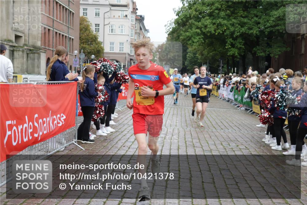 13.09.2026 - Kiel Lauf Yannick Fuchs http://msf.ph/oto/10421378 13.09.2026 09:43:22 Ziel 255, 623, 1508, 4256, 5929, 6377, 7099, 7532, 7857, 8066, 8808, 9933, 10118, 1040, 1213, 3041, 3827, 3849, 3850, 5530, 7874, 8191, 8870, 9311, 9354, 9629, 9933, 10047, 10118, 11721, 11753, 12259, 12678, 40, 401, 1049, 1833, 1857, 4171, 5964, 7773, 7905, 8770, 8834, 9323, 9934, 10189, 10300, 10460, 11246, 12101, 12164, 12575, 762, 3827, 4322, 8870, 9519, 9592, 11721 meine-sportfotos.de