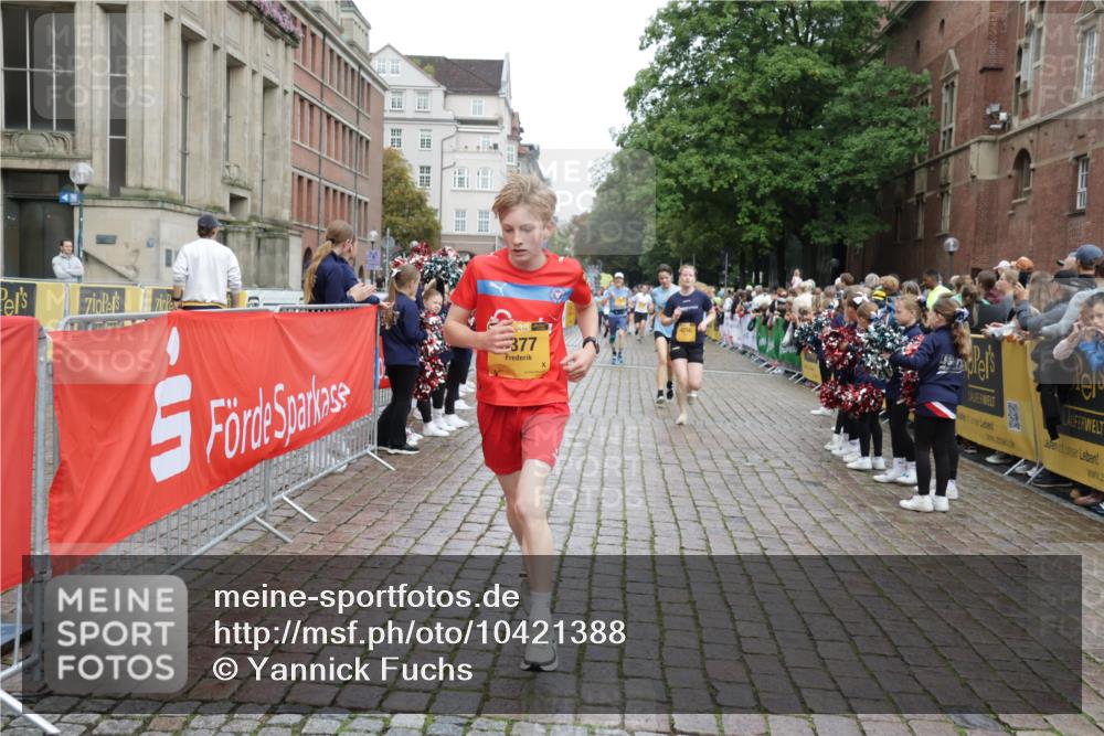 13.09.2026 - Kiel Lauf Yannick Fuchs http://msf.ph/oto/10421388 13.09.2026 09:43:22 Ziel 255, 623, 1508, 4256, 5929, 6377, 7099, 7532, 7857, 8066, 8808, 9933, 10118, 1040, 1213, 3041, 3827, 3849, 3850, 5530, 7874, 8191, 8870, 9311, 9354, 9629, 9933, 10047, 10118, 11721, 11753, 12259, 12678, 40, 401, 1049, 1833, 1857, 4171, 5964, 7773, 7905, 8770, 8834, 9323, 9934, 10189, 10300, 10460, 11246, 12101, 12164, 12575, 762, 3827, 4322, 8870, 9519, 9592, 11721 meine-sportfotos.de