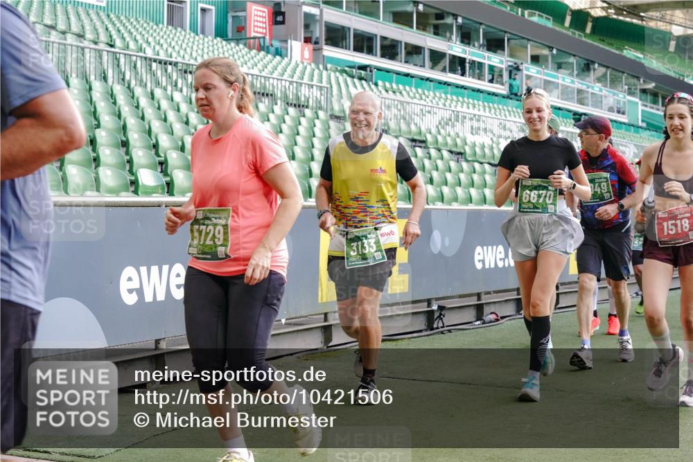 13.09.2026 - 21. swb-Marathon Bremen Michael Burmester http://msf.ph/oto/10421506 13.09.2026 13:22:16 Laufen im Stadion 128, 160, 211, 258, 343, 351, 423, 441, 571, 601, 620, 782, 851, 892, 1060, 1094, 1157, 1158, 1177, 1178, 1259, 1316, 1344, 1417, 1518, 1657, 1669, 1676, 1691, 1729, 1746, 1788, 1808, 1883, 2201, 2213, 2258, 2290, 2414, 2475, 2504, 2526, 2551, 2619, 2632, 2652, 2660, 2685, 2711, 2736, 2828, 2954, 2964, 2995, 3010, 3022, 3034, 3070, 3074, 3144, 3225, 3347, 3351, 3505, 3530, 3682, 3784, 4020, 4054, 4406, 4407, 4431, 4584, 1506 meine-sportfotos.de