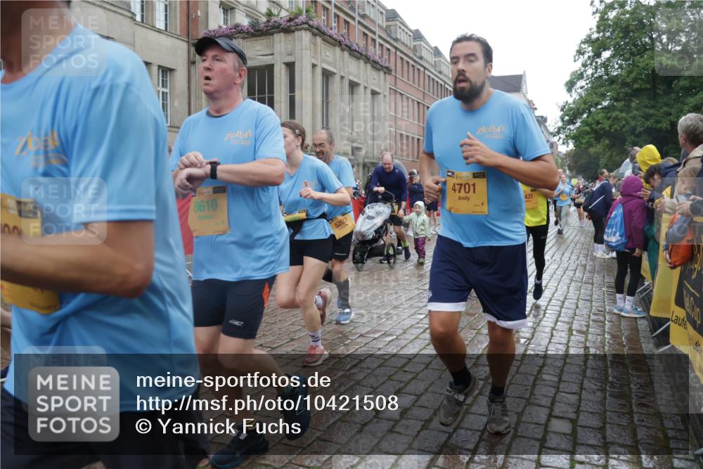 13.09.2026 - Kiel Lauf Yannick Fuchs http://msf.ph/oto/10421508 13.09.2026 10:54:25 Ziel 394, 932, 1127, 1613, 1765, 2259, 3729, 4246, 4827, 5318, 5560, 5578, 6063, 6208, 6571, 6887, 7558, 8328, 8640, 8711, 9655, 10049, 11156, 12526, 243, 548, 1117, 1343, 1740, 1765, 2033, 2196, 2471, 2579, 2683, 2746, 3024, 3092, 3269, 3293, 3337, 3649, 3729, 3822, 3886, 4045, 4101, 4264, 4276, 4310, 4525, 4581, 4582, 4701, 4867, 5119, 5203, 5392, 5431, 5506, 5621, 5626, 5650, 5675, 5678, 5680, 6519, 6888, 7276, 7518, 7535, 8640, 8849, 8925, 9088, 9400 meine-sportfotos.de
