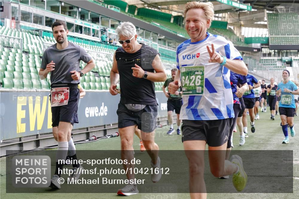 13.09.2026 - 21. swb-Marathon Bremen Michael Burmester http://msf.ph/oto/10421612 13.09.2026 13:22:21 Laufen im Stadion 128, 160, 211, 258, 343, 351, 423, 441, 571, 601, 609, 620, 782, 851, 892, 1060, 1094, 1157, 1158, 1177, 1178, 1259, 1316, 1331, 1344, 1417, 1518, 1657, 1669, 1676, 1691, 1729, 1746, 1788, 1808, 1883, 2213, 2258, 2290, 2414, 2433, 2475, 2504, 2526, 2551, 2619, 2632, 2652, 2660, 2685, 2711, 2736, 2828, 2954, 2964, 2995, 3010, 3022, 3034, 3070, 3074, 3144, 3225, 3252, 3347, 3351, 3505, 3530, 3559, 3682, 3784, 4020, 4054, 4231, 4406, 4407, 4431, 4584, 1506 meine-sportfotos.de