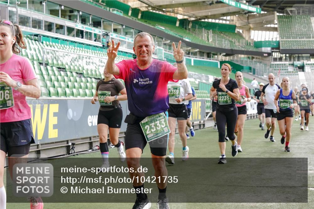 13.09.2026 - 21. swb-Marathon Bremen Michael Burmester http://msf.ph/oto/10421735 13.09.2026 13:22:27 Laufen im Stadion 128, 160, 211, 258, 343, 351, 423, 441, 571, 601, 609, 620, 708, 782, 851, 892, 1060, 1094, 1157, 1158, 1177, 1178, 1259, 1316, 1331, 1344, 1417, 1518, 1657, 1669, 1676, 1691, 1729, 1746, 1788, 1883, 2213, 2290, 2414, 2433, 2475, 2504, 2526, 2551, 2619, 2632, 2652, 2660, 2685, 2711, 2736, 2828, 2954, 2964, 2995, 3010, 3022, 3034, 3144, 3225, 3252, 3347, 3351, 3505, 3530, 3559, 3682, 3727, 3784, 4020, 4054, 4231, 4406, 4407, 4431, 4467, 4584, 1506 meine-sportfotos.de