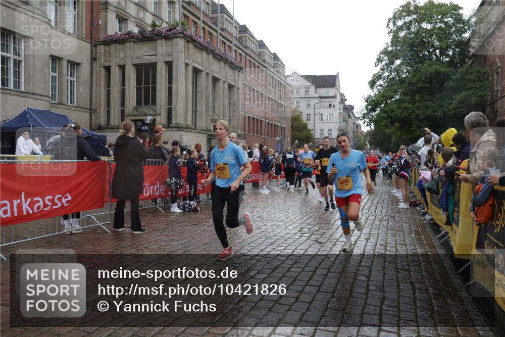 13.09.2026 - Kiel Lauf Yannick Fuchs http://msf.ph/oto/10421826 13.09.2026 10:54:55 Ziel 396, 454, 459, 575, 796, 1232, 1619, 1659, 1940, 2198, 2357, 2554, 2747, 2813, 3162, 3511, 3699, 3950, 4369, 4370, 4625, 4652, 4665, 4902, 5260, 5521, 5770, 5890, 6842, 7419, 7696, 8222, 8374, 8484, 8519, 9573, 9601, 9849, 10058, 10134, 10148, 10170, 796, 1063, 1127, 1287, 1940, 2259, 2506, 3939, 4091, 4246, 4502, 4772, 5318, 5560, 5578, 6063, 6166, 6208, 6571, 6887, 7558, 8328, 8711, 9462, 9633, 185, 1459, 1815, 1851, 1973, 2738, 3084, 3429, 3903, 4403, 4678, 4898, 5104 meine-sportfotos.de