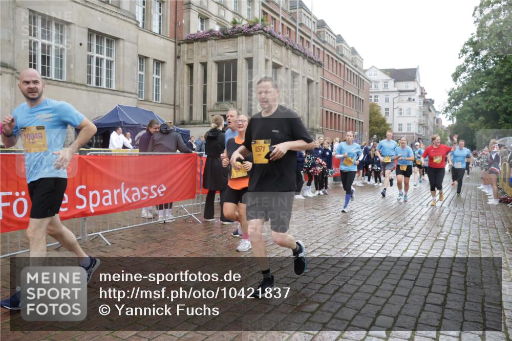 13.09.2026 - Kiel Lauf Yannick Fuchs http://msf.ph/oto/10421837 13.09.2026 10:54:58 Ziel 454, 459, 575, 1232, 1619, 1659, 2198, 2339, 2357, 2548, 2554, 2747, 2813, 3162, 3699, 4369, 4370, 4625, 4652, 4665, 4902, 5260, 5770, 5890, 6842, 7419, 7722, 8121, 8374, 8519, 9573, 9601, 9849, 10058, 10148, 10170, 11157, 396, 796, 1063, 1127, 1287, 1619, 1659, 1940, 2259, 2506, 3162, 3511, 3939, 3950, 4091, 4502, 4772, 5560, 5578, 6063, 6166, 6208, 6571, 6887, 7558, 8711, 9462, 9633, 185, 1459, 1815, 1851, 1973, 2738, 3084, 3429, 3903, 4403, 4678, 4898, 5104, 2259, 5578 meine-sportfotos.de