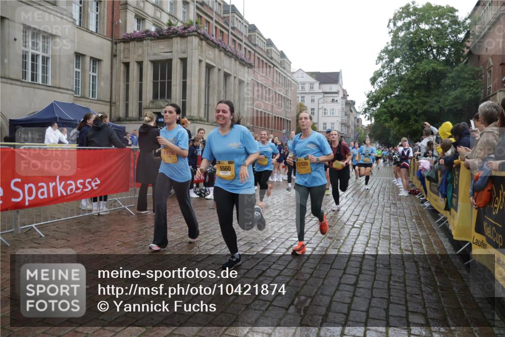 13.09.2026 - Kiel Lauf Yannick Fuchs http://msf.ph/oto/10421874 13.09.2026 10:55:03 Ziel 454, 575, 1232, 1459, 1815, 1973, 2198, 2339, 2357, 2548, 2554, 2813, 3084, 3699, 4369, 4370, 4625, 4652, 4665, 4902, 5260, 5645, 6193, 6498, 6501, 6583, 7722, 8121, 8714, 9573, 9601, 9849, 10032, 10058, 10148, 10170, 11157, 11453, 12176, 12444, 396, 454, 459, 796, 1063, 1287, 1619, 1659, 1940, 2506, 2747, 3162, 3511, 3939, 3950, 4091, 4502, 4772, 5560, 6166, 9462, 9633, 185, 313, 1851, 2738, 3429, 3903, 4403, 4678, 4898, 5104, 2259, 5578 meine-sportfotos.de