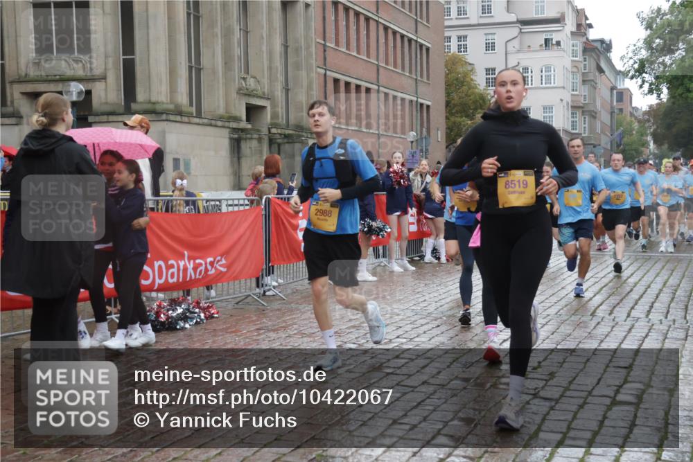 13.09.2026 - Kiel Lauf Yannick Fuchs http://msf.ph/oto/10422067 13.09.2026 10:55:24 Ziel 313, 428, 1841, 2330, 2331, 3379, 3645, 5485, 5572, 5903, 6800, 6880, 7118, 7148, 7566, 7966, 8765, 8772, 8845, 9858, 10597, 10722, 10936, 11751, 11946, 12610, 185, 454, 459, 575, 1232, 1459, 1815, 1851, 1973, 2198, 2339, 2357, 2548, 2554, 2738, 2747, 2813, 3084, 3429, 3699, 3903, 4369, 4370, 4403, 4625, 4652, 4665, 4678, 4898, 4902, 5104, 5645, 5834, 6193, 6490, 6498, 6501, 6583, 6991, 7118, 7450, 7566, 7722, 8121, 8791, 34, 396, 1619 meine-sportfotos.de