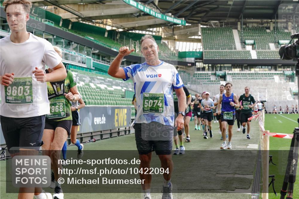 13.09.2026 - 21. swb-Marathon Bremen Michael Burmester http://msf.ph/oto/10422094 13.09.2026 13:22:37 Laufen im Stadion 128, 160, 211, 258, 343, 351, 423, 441, 533, 571, 601, 609, 708, 782, 851, 892, 1060, 1094, 1157, 1158, 1177, 1178, 1259, 1316, 1331, 1344, 1417, 1518, 1657, 1669, 1691, 1729, 1746, 1788, 1883, 2213, 2290, 2433, 2475, 2504, 2526, 2551, 2619, 2632, 2652, 2660, 2685, 2711, 2828, 2954, 2964, 2995, 3022, 3034, 3144, 3225, 3252, 3347, 3351, 3423, 3447, 3505, 3530, 3559, 3682, 3727, 3784, 3819, 4020, 4054, 4231, 4406, 4407, 4431, 4467, 4584, 1506 meine-sportfotos.de