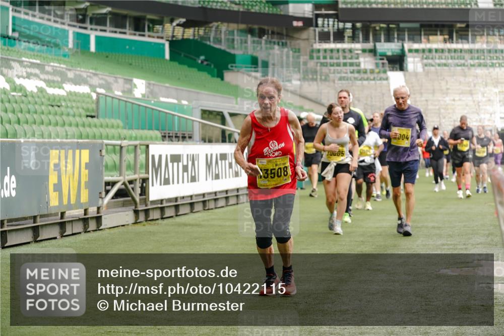13.09.2026 - 21. swb-Marathon Bremen Michael Burmester http://msf.ph/oto/10422115 13.09.2026 10:45:29 Laufen im Stadion 10137, 10176, 10191, 10192, 10194, 10202, 10242, 10295, 10344, 10430, 10472, 10524, 10568, 10600, 10629, 10651, 10679, 10713, 10979, 10999, 11050, 11081, 11181, 11200, 11233, 11244, 11307, 11309, 11355, 11367, 11385, 11408, 11495, 11574, 11629, 11709, 11760, 11808, 11821, 11932, 11943, 12057, 12089, 12151, 12153, 12177, 12178, 12211, 12224, 12226, 12285, 12311, 12321, 12334, 12374, 12462, 12539, 10148, 10303, 10330, 10361, 10362 meine-sportfotos.de