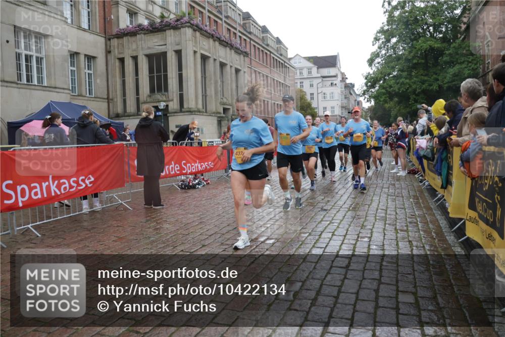 13.09.2026 - Kiel Lauf Yannick Fuchs http://msf.ph/oto/10422134 13.09.2026 10:55:30 Ziel 34, 313, 428, 1841, 1885, 2330, 2331, 3105, 3379, 4519, 4594, 5485, 5544, 5572, 5822, 5903, 6753, 6880, 6922, 7148, 7568, 7966, 8330, 8765, 8772, 9014, 9651, 9653, 9858, 10597, 10722, 11946, 12500, 185, 313, 575, 1232, 1459, 1815, 1851, 1973, 2198, 2339, 2548, 2554, 2738, 2813, 3084, 3429, 3645, 3699, 3903, 4369, 4370, 4403, 4625, 4652, 4665, 4678, 4898, 4902, 5104, 5485, 5645, 5834, 6193, 6490, 6498, 6501, 6583, 6800, 6991, 7118, 7450, 7566, 7722, 8121, 8791, 1619 meine-sportfotos.de