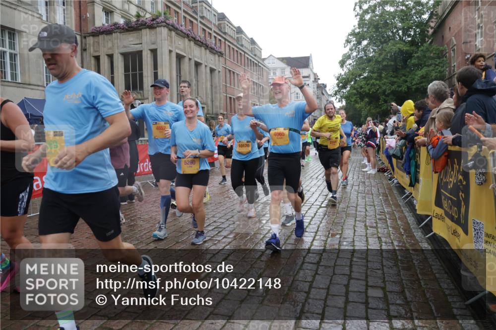 13.09.2026 - Kiel Lauf Yannick Fuchs http://msf.ph/oto/10422148 13.09.2026 10:55:32 Ziel 34, 428, 1841, 1885, 3105, 3379, 3539, 4519, 4594, 5544, 5572, 5822, 5903, 6753, 6880, 6922, 7148, 7568, 7966, 8330, 8765, 8772, 9014, 9651, 9653, 9858, 10597, 10722, 11621, 11946, 11952, 12500, 185, 313, 575, 1232, 1459, 1815, 1851, 1973, 2198, 2330, 2331, 2339, 2548, 2554, 2738, 2813, 3084, 3379, 3429, 3645, 3699, 3903, 4369, 4403, 4625, 4652, 4665, 4678, 4898, 4902, 5104, 5485, 5645, 5834, 6193, 6490, 6498, 6501, 6583, 6800, 6991, 7118, 7450, 7566, 7722, 8121, 8791, 9858 meine-sportfotos.de