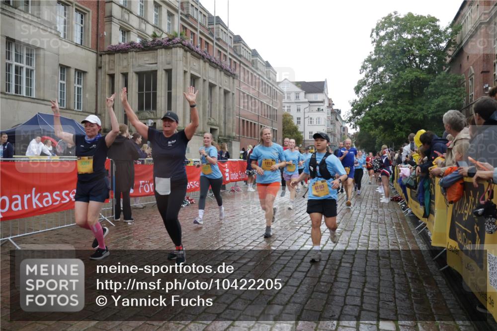 13.09.2026 - Kiel Lauf Yannick Fuchs http://msf.ph/oto/10422205 13.09.2026 10:55:37 Ziel 34, 1885, 2190, 2208, 3105, 3297, 3539, 4519, 4594, 5544, 5572, 5822, 6753, 6880, 6922, 7148, 7568, 7966, 8330, 8346, 8632, 8765, 8772, 9014, 9651, 9653, 10597, 10722, 11621, 11946, 11952, 12500, 185, 313, 428, 1459, 1815, 1841, 1851, 1973, 2330, 2331, 2339, 2548, 2738, 3084, 3379, 3429, 3645, 3903, 4403, 4678, 4898, 5104, 5485, 5645, 5834, 5903, 6193, 6490, 6498, 6501, 6583, 6800, 6880, 6991, 7118, 7450, 7566, 7966, 8121, 8765, 8791, 9858, 11946, 2548 meine-sportfotos.de