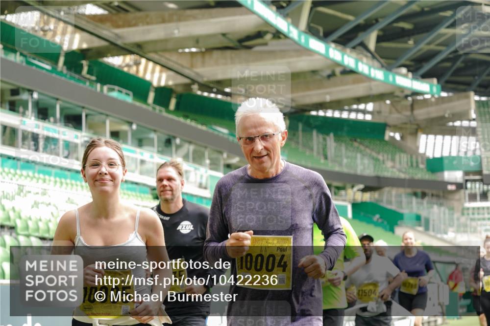 13.09.2026 - 21. swb-Marathon Bremen Michael Burmester http://msf.ph/oto/10422236 13.09.2026 10:45:37 Laufen im Stadion 10137, 10176, 10191, 10192, 10194, 10202, 10242, 10295, 10344, 10430, 10472, 10524, 10568, 10600, 10651, 10679, 10713, 10979, 10999, 11050, 11081, 11181, 11200, 11233, 11244, 11307, 11309, 11367, 11385, 11495, 11574, 11629, 11675, 11709, 11760, 11808, 11821, 11932, 11943, 12057, 12089, 12151, 12153, 12177, 12178, 12211, 12224, 12226, 12285, 12311, 12321, 12334, 12374, 12462, 12539, 10148, 10303, 10330, 10361, 10362 meine-sportfotos.de