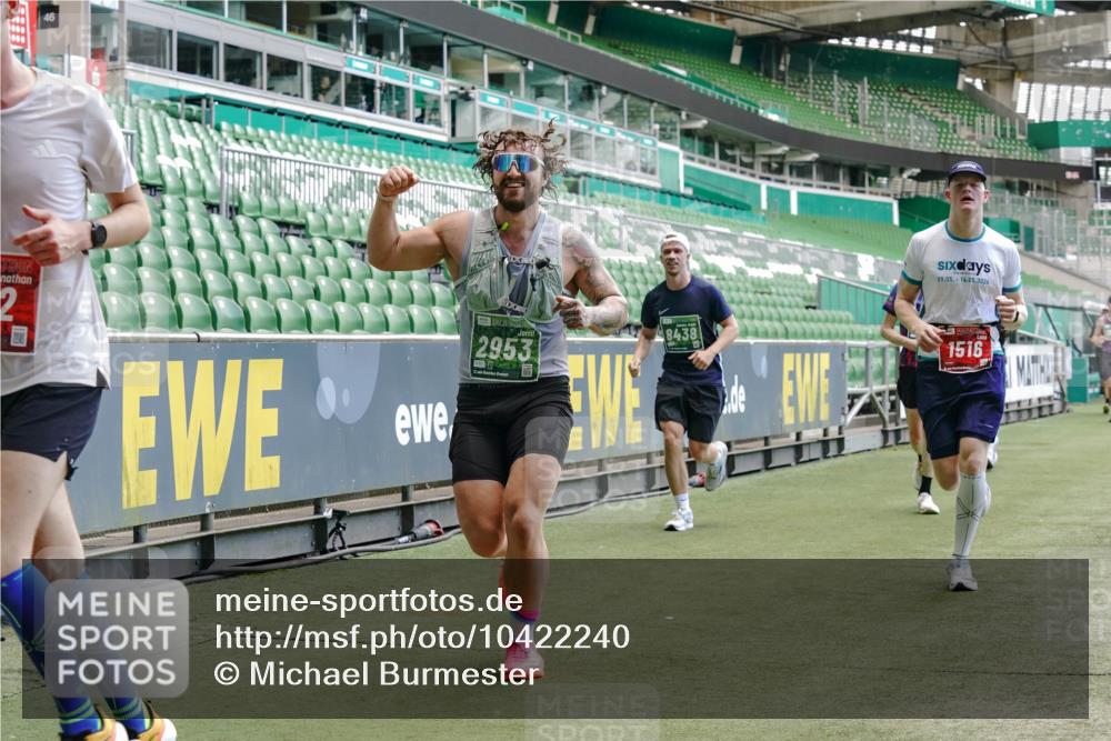 13.09.2026 - 21. swb-Marathon Bremen Michael Burmester http://msf.ph/oto/10422240 13.09.2026 12:59:53 Laufen im Stadion 135, 148, 191, 226, 232, 260, 342, 651, 745, 972, 1080, 1166, 1209, 1368, 1493, 1494, 1516, 1650, 1861, 1935, 1963, 2088, 2210, 2289, 2293, 2306, 2322, 2367, 2427, 2481, 2517, 2570, 2577, 2686, 2700, 2708, 2771, 2806, 2807, 2827, 2885, 2899, 2906, 2914, 2953, 2961, 2979, 3015, 3021, 3076, 3098, 3105, 3120, 3124, 3145, 3168, 3173, 3190, 3233, 3273, 3354, 3435, 3480, 3516, 3531, 3652, 3729, 3774, 3855, 3856, 3861, 3930, 3934 meine-sportfotos.de
