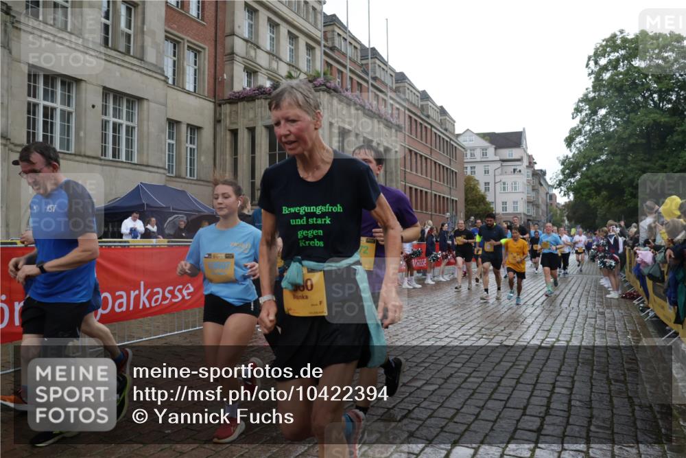 13.09.2026 - Kiel Lauf Yannick Fuchs http://msf.ph/oto/10422394 13.09.2026 10:56:02 Ziel 350, 429, 574, 712, 774, 775, 1208, 2564, 2798, 4556, 5009, 5553, 6572, 7483, 7707, 7851, 7995, 8073, 8158, 8733, 8813, 8910, 9069, 12316, 12579, 12603, 34, 280, 566, 1264, 1673, 1885, 1929, 2190, 2208, 2264, 2589, 3105, 3297, 3539, 4519, 4594, 4747, 5034, 5279, 5544, 5572, 5752, 5772, 5822, 6753, 6880, 6922, 7148, 7568, 7966, 7988, 8330, 8346, 8631, 8632, 8722, 8733, 8765, 8772, 9014, 9651, 9653, 10597, 10722, 11036, 11196, 11621, 11946, 11952, 12327, 12499, 12500, 778, 34 meine-sportfotos.de