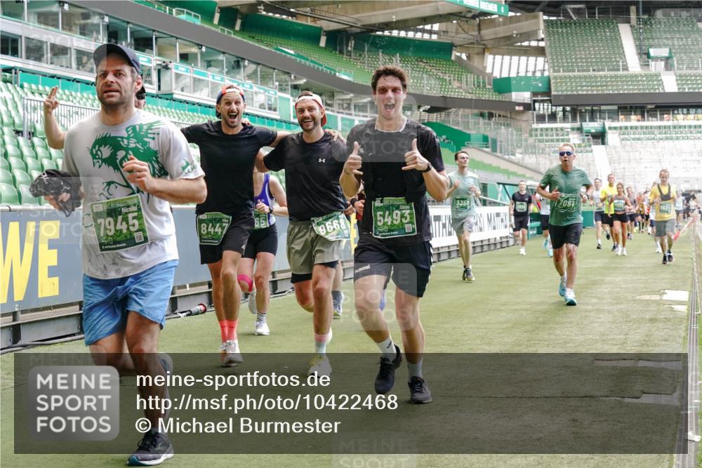 13.09.2026 - 21. swb-Marathon Bremen Michael Burmester http://msf.ph/oto/10422468 13.09.2026 13:00:02 Laufen im Stadion 135, 191, 226, 232, 260, 342, 651, 745, 972, 1080, 1166, 1209, 1368, 1493, 1494, 1516, 1650, 1861, 1935, 1963, 2088, 2210, 2289, 2293, 2306, 2322, 2367, 2427, 2481, 2490, 2517, 2570, 2577, 2658, 2686, 2700, 2708, 2781, 2806, 2827, 2885, 2899, 2906, 2914, 2953, 2961, 2967, 2979, 3015, 3021, 3076, 3098, 3105, 3120, 3124, 3145, 3168, 3173, 3190, 3233, 3273, 3354, 3385, 3435, 3480, 3516, 3531, 3642, 3652, 3729, 3774, 3855, 3856, 3861, 3930, 3934 meine-sportfotos.de