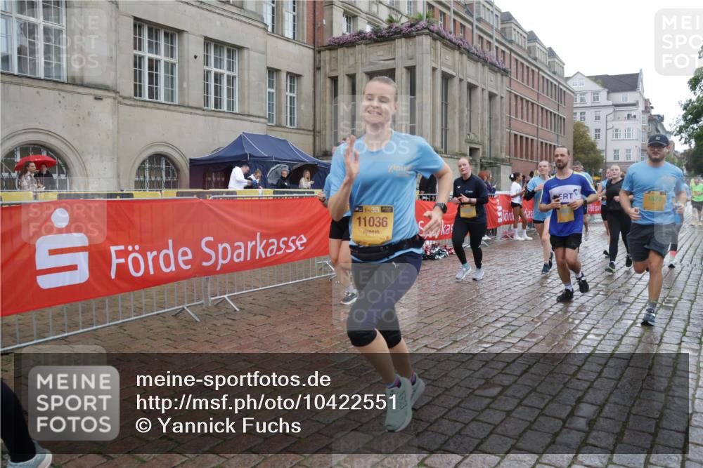 13.09.2026 - Kiel Lauf Yannick Fuchs http://msf.ph/oto/10422551 13.09.2026 10:56:17 Ziel 574, 778, 1208, 1618, 2075, 2454, 2829, 3267, 3541, 4806, 5067, 5682, 5683, 6530, 6605, 6884, 7292, 8054, 9210, 10264, 10421, 10433, 10570, 10750, 10774, 10795, 12043, 12171, 12603, 280, 350, 429, 566, 574, 712, 774, 775, 1208, 1264, 1673, 1929, 2264, 2564, 2589, 2798, 4556, 4747, 5009, 5034, 5279, 5553, 5752, 5772, 6572, 7483, 7707, 7851, 7988, 7995, 8073, 8158, 8631, 8722, 8733, 8813, 8910, 9069, 11036, 11196, 12316, 12327, 12499, 12579, 248, 1504 meine-sportfotos.de