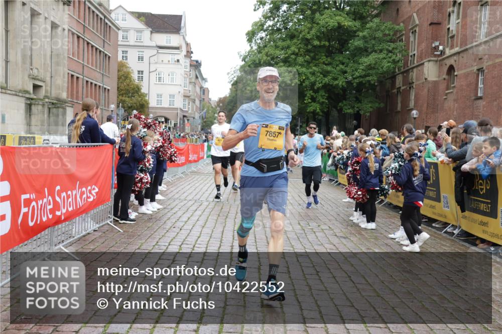 13.09.2026 - Kiel Lauf Yannick Fuchs http://msf.ph/oto/10422552 13.09.2026 09:43:28 Ziel 40, 401, 623, 1049, 1857, 4171, 4256, 6377, 7773, 7857, 7905, 8066, 8770, 8834, 10189, 10300, 11246, 12101, 12575, 255, 623, 1040, 1213, 1508, 3041, 3849, 3850, 5530, 5929, 7099, 7532, 7874, 8191, 8808, 9354, 9933, 10047, 10118, 11753, 12259, 654, 1833, 5964, 9323, 9934, 10460, 12164, 1213, 3827, 3849, 7874, 8870, 9311, 9629, 11721, 12678 meine-sportfotos.de