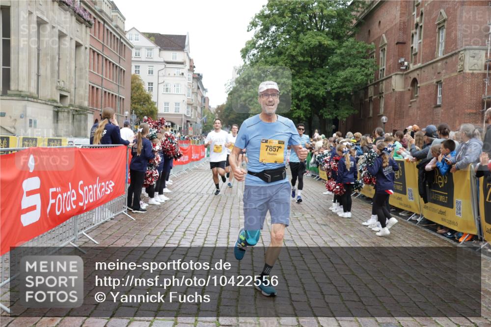 13.09.2026 - Kiel Lauf Yannick Fuchs http://msf.ph/oto/10422556 13.09.2026 09:43:28 Ziel 40, 401, 623, 1049, 1857, 4171, 4256, 6377, 7773, 7857, 7905, 8066, 8770, 8834, 10189, 10300, 11246, 12101, 12575, 255, 623, 1040, 1213, 1508, 3041, 3849, 3850, 5530, 5929, 7099, 7532, 7874, 8191, 8808, 9354, 9933, 10047, 10118, 11753, 12259, 654, 1833, 5964, 9323, 9934, 10460, 12164, 1213, 3827, 3849, 7874, 8870, 9311, 9629, 11721, 12678 meine-sportfotos.de