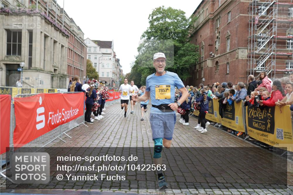 13.09.2026 - Kiel Lauf Yannick Fuchs http://msf.ph/oto/10422563 13.09.2026 09:43:29 Ziel 40, 401, 1049, 1857, 4171, 4256, 6377, 7773, 7857, 7905, 8066, 8770, 8834, 10189, 10300, 11246, 12101, 12575, 255, 623, 1040, 1213, 1508, 3041, 3850, 5530, 5929, 7099, 7532, 7874, 8191, 8808, 9354, 9933, 10047, 10118, 11753, 12259, 654, 1833, 4522, 5964, 9323, 9934, 10460, 12164, 1213, 3827, 3849, 7874, 8191, 8870, 9311, 9629, 11721, 12678 meine-sportfotos.de