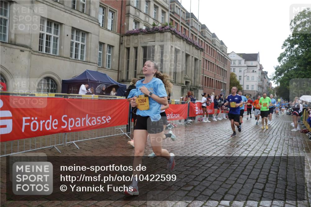 13.09.2026 - Kiel Lauf Yannick Fuchs http://msf.ph/oto/10422599 13.09.2026 10:56:21 Ziel 248, 476, 778, 929, 1618, 2075, 2454, 2674, 2829, 2880, 3267, 4440, 4806, 5067, 5682, 5683, 6530, 6605, 6884, 8989, 9210, 10264, 10421, 10433, 10509, 10570, 10750, 12043, 12171, 12669, 280, 350, 429, 574, 712, 774, 775, 778, 1208, 1264, 2264, 2564, 2589, 2798, 3541, 4556, 5009, 5034, 5279, 5553, 5752, 5772, 6572, 7292, 7483, 7707, 7851, 7988, 7995, 8054, 8073, 8158, 8733, 8813, 8910, 9069, 10750, 10774, 10795, 11196, 12316, 12327, 12499, 12579, 452, 1139, 1504 meine-sportfotos.de