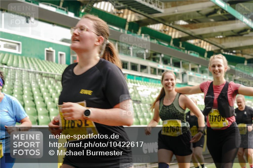 13.09.2026 - 21. swb-Marathon Bremen Michael Burmester http://msf.ph/oto/10422617 13.09.2026 10:45:54 Laufen im Stadion 10137, 10161, 10191, 10192, 10194, 10202, 10242, 10344, 10430, 10472, 10524, 10535, 10568, 10600, 10651, 10679, 10713, 10895, 10970, 10979, 11050, 11081, 11181, 11200, 11244, 11296, 11309, 11367, 11457, 11495, 11529, 11530, 11546, 11574, 11629, 11675, 11709, 11760, 11808, 11821, 11932, 12057, 12089, 12151, 12153, 12177, 12178, 12211, 12224, 12226, 12285, 12311, 12316, 12317, 12321, 12374, 12422, 12462, 12539, 10002, 10148, 10303, 10330, 10361, 10362 meine-sportfotos.de