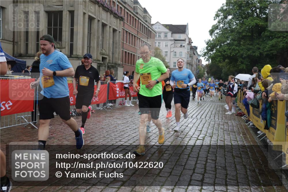 13.09.2026 - Kiel Lauf Yannick Fuchs http://msf.ph/oto/10422620 13.09.2026 10:56:24 Ziel 248, 476, 929, 1618, 2075, 2454, 2674, 2880, 3061, 3267, 4440, 4806, 5067, 5682, 5683, 6530, 6884, 8989, 8997, 9210, 10264, 10509, 10570, 12669, 12762, 350, 429, 574, 712, 774, 775, 778, 1208, 2264, 2564, 2798, 2829, 3267, 3541, 4556, 5009, 5279, 5553, 5752, 5772, 6572, 6605, 7292, 7483, 7707, 7851, 7995, 8054, 8073, 8158, 8733, 8813, 8910, 9069, 9210, 10421, 10433, 10570, 10750, 10774, 10795, 12316, 12579, 452, 1139, 1504 meine-sportfotos.de