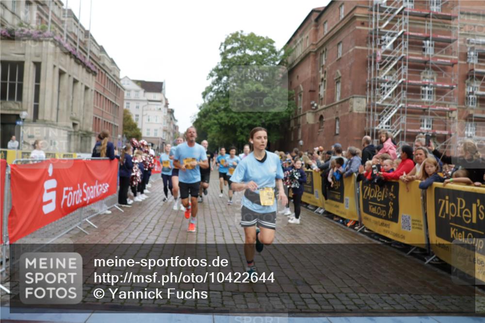 13.09.2026 - Kiel Lauf Yannick Fuchs http://msf.ph/oto/10422644 13.09.2026 09:43:33 Ziel 40, 401, 1049, 1833, 1857, 4171, 4256, 7773, 7857, 7905, 8066, 8770, 8834, 10189, 10300, 10460, 11246, 12101, 12575, 255, 623, 1040, 1508, 3041, 3850, 4256, 5530, 5929, 6377, 7099, 7532, 8066, 8808, 9354, 9933, 10047, 10118, 11753, 12259, 654, 4522, 5171, 5857, 5964, 7510, 7948, 9323, 9934, 10641, 10931, 12164, 12376, 1040, 1213, 3849, 3850, 5530, 7874, 8191, 9311, 9629, 12678 meine-sportfotos.de