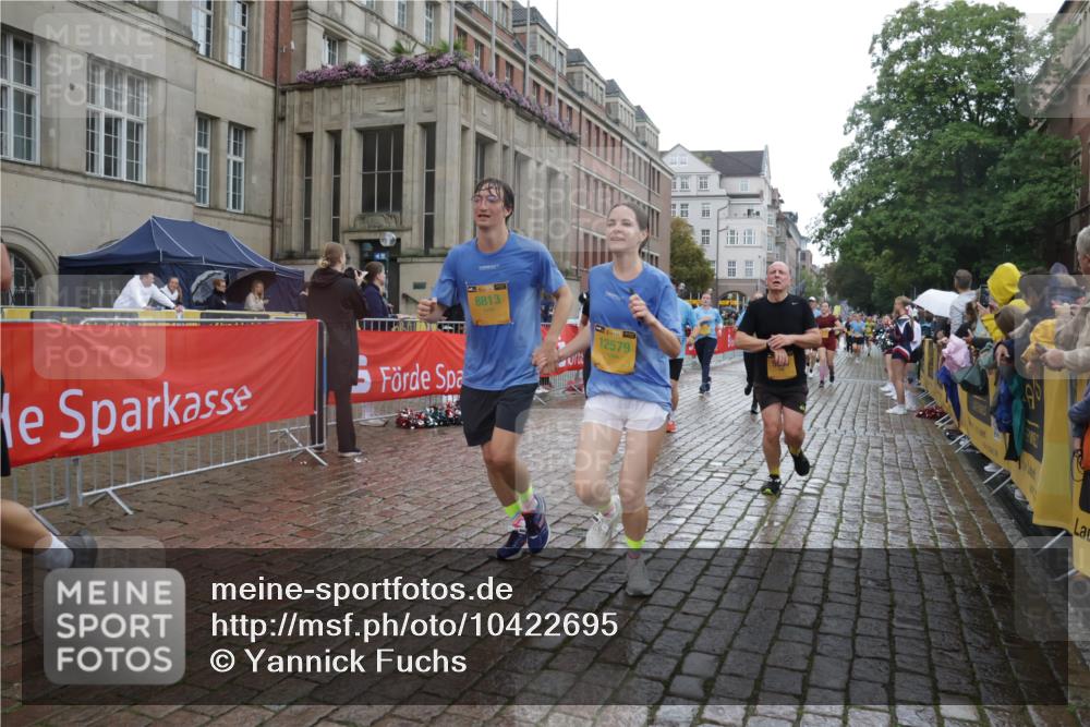13.09.2026 - Kiel Lauf Yannick Fuchs http://msf.ph/oto/10422695 13.09.2026 10:56:30 Ziel 248, 476, 929, 1504, 1557, 1666, 2560, 2674, 2880, 3000, 3061, 3286, 3410, 4180, 4440, 5593, 6067, 6530, 6882, 6884, 7594, 7642, 8989, 8997, 9674, 10264, 10509, 10659, 12669, 12762, 350, 429, 574, 712, 774, 775, 778, 1208, 1618, 2075, 2454, 2564, 2798, 2829, 3267, 3541, 4806, 5009, 5067, 5553, 5682, 5683, 6572, 6605, 7292, 7483, 7707, 7851, 7995, 8054, 8073, 8158, 8813, 8910, 9069, 9210, 10421, 10433, 10570, 10750, 10774, 10795, 12316, 12579, 452, 1139 meine-sportfotos.de
