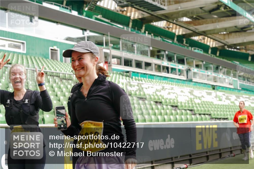 13.09.2026 - 21. swb-Marathon Bremen Michael Burmester http://msf.ph/oto/10422717 13.09.2026 10:45:57 Laufen im Stadion 10137, 10161, 10191, 10192, 10194, 10202, 10242, 10344, 10430, 10472, 10524, 10535, 10568, 10600, 10651, 10679, 10713, 10895, 10970, 10979, 11050, 11081, 11181, 11200, 11244, 11296, 11309, 11367, 11457, 11495, 11529, 11530, 11546, 11574, 11629, 11675, 11709, 11760, 11808, 11821, 11932, 12057, 12089, 12151, 12153, 12177, 12178, 12211, 12224, 12226, 12285, 12311, 12316, 12317, 12321, 12374, 12422, 12462, 12539, 10002, 10148, 10303, 10330, 10361, 10362 meine-sportfotos.de