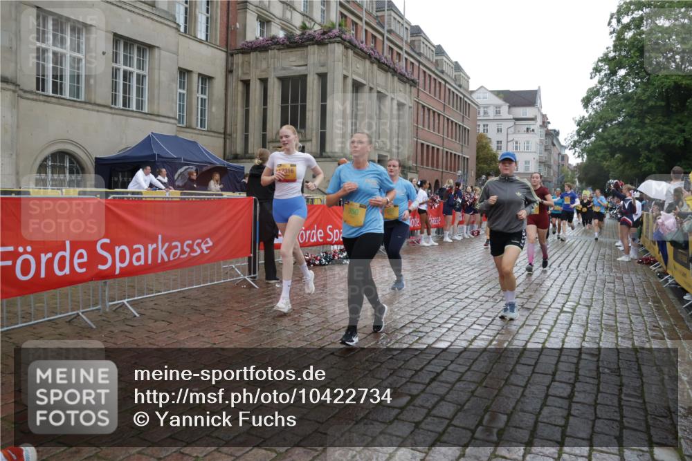 13.09.2026 - Kiel Lauf Yannick Fuchs http://msf.ph/oto/10422734 13.09.2026 10:56:33 Ziel 248, 476, 929, 1139, 1504, 1557, 1666, 1805, 2560, 2674, 2880, 3000, 3061, 3286, 3410, 3413, 3466, 4180, 4209, 4440, 5593, 6067, 6882, 7594, 7642, 8989, 8997, 9674, 10509, 10621, 10659, 12669, 12762, 350, 429, 574, 712, 774, 775, 778, 1208, 1618, 2075, 2454, 2564, 2829, 3267, 3541, 4806, 5009, 5067, 5682, 5683, 6530, 6572, 6605, 6884, 7292, 7483, 7995, 8054, 8073, 8158, 8910, 9069, 9210, 10264, 10421, 10433, 10570, 10750, 10774, 10795, 12316, 452 meine-sportfotos.de
