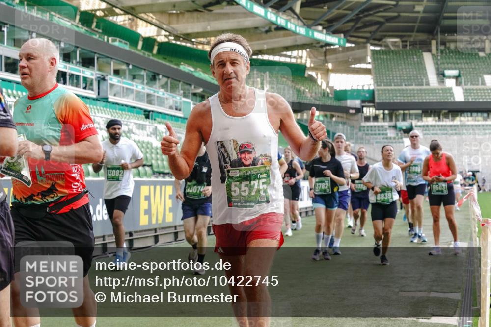13.09.2026 - 21. swb-Marathon Bremen Michael Burmester http://msf.ph/oto/10422745 13.09.2026 13:22:59 Laufen im Stadion 128, 160, 211, 258, 343, 351, 434, 533, 571, 609, 708, 851, 892, 1060, 1157, 1178, 1259, 1331, 1344, 1417, 1657, 1669, 1691, 1729, 1746, 1788, 1883, 2213, 2286, 2290, 2433, 2445, 2475, 2495, 2504, 2526, 2619, 2632, 2652, 2660, 2685, 2711, 2768, 2936, 2964, 2968, 2995, 3022, 3034, 3225, 3252, 3282, 3292, 3347, 3351, 3364, 3395, 3423, 3447, 3505, 3530, 3559, 3682, 3727, 3770, 3784, 3819, 4020, 4054, 4231, 4406, 4407, 4431, 4466, 4467, 4584, 1506 meine-sportfotos.de