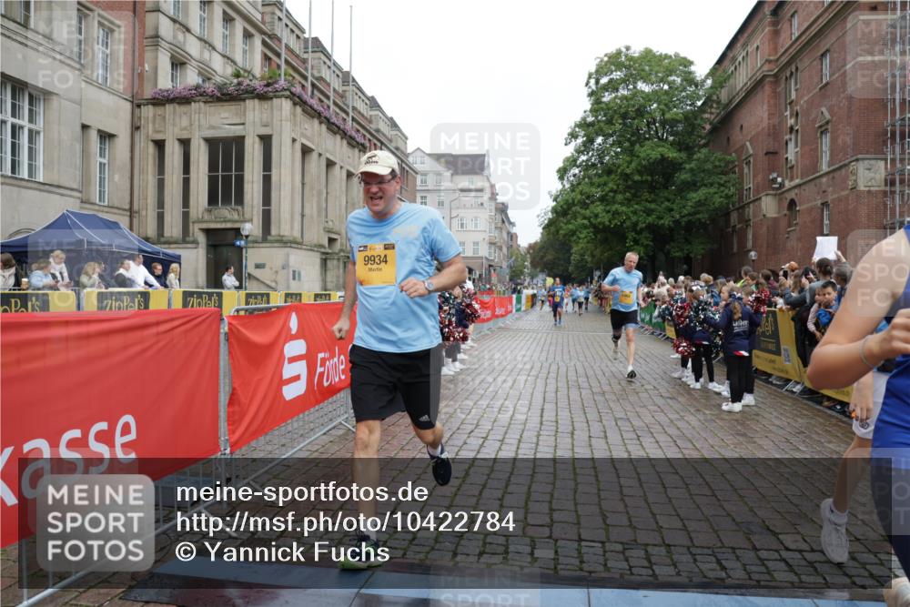 13.09.2026 - Kiel Lauf Yannick Fuchs http://msf.ph/oto/10422784 13.09.2026 09:43:43 Ziel 654, 1049, 1833, 4171, 5964, 7905, 8834, 9323, 9934, 10460, 11246, 12101, 12164, 40, 255, 401, 623, 1049, 1508, 1857, 3041, 4171, 4256, 5929, 6377, 7099, 7532, 7773, 7857, 7905, 8066, 8770, 8808, 8834, 9933, 10047, 10118, 10189, 10300, 11246, 12101, 12575, 4283, 4522, 5026, 5171, 5857, 6550, 7510, 7948, 9814, 10641, 10931, 11653, 11655, 12376, 1040, 3041, 3850, 9354, 10047, 11753, 12259 meine-sportfotos.de