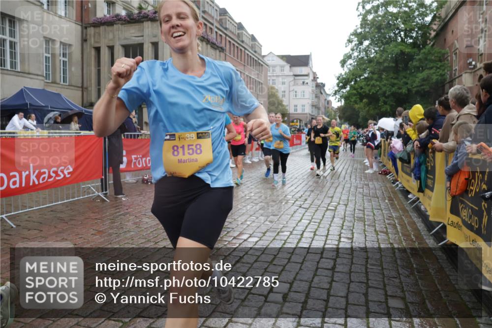13.09.2026 - Kiel Lauf Yannick Fuchs http://msf.ph/oto/10422785 13.09.2026 10:56:38 Ziel 452, 1115, 1139, 1157, 1504, 1557, 1666, 1805, 2526, 2560, 3000, 3061, 3286, 3410, 3413, 3466, 4180, 4209, 4367, 4912, 5593, 6067, 6882, 7209, 7594, 7642, 7912, 9674, 10621, 10659, 12721, 12762, 248, 429, 476, 574, 774, 775, 778, 929, 1208, 1618, 2075, 2454, 2674, 2829, 2880, 3267, 3541, 4440, 4806, 5009, 5067, 5682, 5683, 6530, 6605, 6884, 7292, 7483, 8054, 8073, 8158, 8989, 8997, 9210, 10264, 10421, 10433, 10509, 10570, 10750, 10774, 10795 meine-sportfotos.de