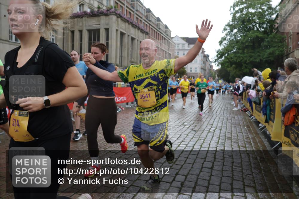 13.09.2026 - Kiel Lauf Yannick Fuchs http://msf.ph/oto/10422812 13.09.2026 10:56:42 Ziel 452, 1115, 1139, 1157, 1302, 1805, 2526, 2560, 2675, 3000, 3286, 3410, 3413, 3466, 4209, 4367, 4912, 5593, 7209, 7594, 7642, 7912, 8799, 10621, 11211, 12721, 248, 476, 574, 778, 929, 1208, 1504, 1557, 1618, 1666, 2075, 2454, 2674, 2829, 2880, 3061, 3267, 3286, 3541, 4180, 4440, 4806, 5067, 5682, 5683, 6067, 6530, 6605, 6882, 6884, 7292, 7594, 8054, 8989, 8997, 9210, 9674, 10264, 10421, 10433, 10509, 10570, 10659, 10750, 10774, 10795, 502, 1461, 10774 meine-sportfotos.de