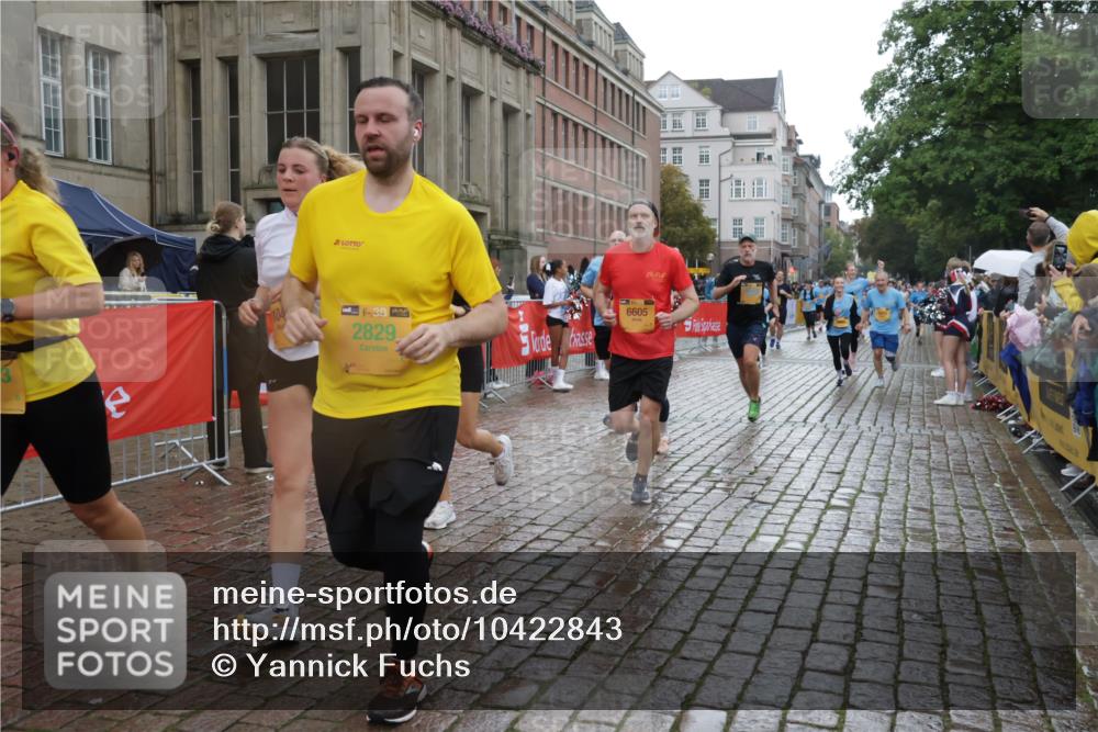 13.09.2026 - Kiel Lauf Yannick Fuchs http://msf.ph/oto/10422843 13.09.2026 10:56:46 Ziel 452, 1115, 1139, 1157, 1302, 1805, 2526, 2675, 3015, 3413, 3466, 4209, 4367, 4912, 5150, 6723, 7209, 7912, 8045, 8799, 10621, 11211, 11458, 12721, 248, 476, 778, 929, 1504, 1557, 1618, 1666, 2075, 2454, 2560, 2674, 2829, 2880, 3000, 3061, 3267, 3286, 3410, 3466, 4180, 4440, 4806, 5067, 5593, 5682, 5683, 6067, 6530, 6605, 6882, 6884, 7594, 7642, 8989, 8997, 9210, 9674, 10264, 10421, 10433, 10509, 10570, 10659, 10750, 502, 1461, 5467, 5532, 6540, 778, 10750, 10774, 12171 meine-sportfotos.de