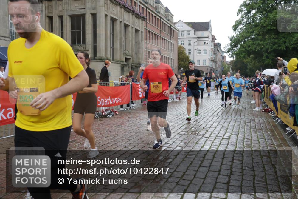 13.09.2026 - Kiel Lauf Yannick Fuchs http://msf.ph/oto/10422847 13.09.2026 10:56:46 Ziel 452, 1115, 1139, 1157, 1302, 1805, 2526, 2675, 3015, 3413, 3466, 4209, 4367, 4912, 5150, 6723, 7209, 7912, 8045, 8799, 10621, 11211, 11458, 12721, 248, 476, 778, 929, 1504, 1557, 1618, 1666, 2075, 2454, 2560, 2674, 2829, 2880, 3000, 3061, 3267, 3286, 3410, 3466, 4180, 4440, 4806, 5067, 5593, 5682, 5683, 6067, 6530, 6605, 6882, 6884, 7594, 7642, 8989, 8997, 9210, 9674, 10264, 10421, 10433, 10509, 10570, 10659, 10750, 502, 1461, 5467, 5532, 6540, 778, 10750, 10774, 12171 meine-sportfotos.de