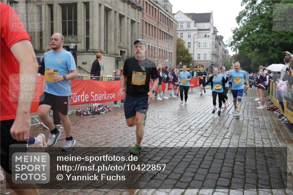 13.09.2026 - Kiel Lauf Yannick Fuchs http://msf.ph/oto/10422857 13.09.2026 10:56:48 Ziel 452, 1115, 1139, 1157, 1302, 2526, 2675, 3015, 4209, 4367, 4912, 5150, 6723, 7209, 7912, 8045, 8799, 10068, 10621, 11211, 11458, 12721, 248, 476, 929, 1139, 1504, 1557, 1618, 1666, 1805, 2075, 2454, 2560, 2674, 2880, 3000, 3061, 3267, 3286, 3410, 3413, 3466, 4180, 4209, 4440, 4806, 5067, 5593, 5682, 5683, 6067, 6530, 6605, 6882, 6884, 7594, 7642, 8989, 8997, 9210, 9674, 10264, 10421, 10509, 10570, 10621, 10659, 502, 1461, 2632, 5467, 5532, 6540, 778, 10750, 10774, 12171 meine-sportfotos.de