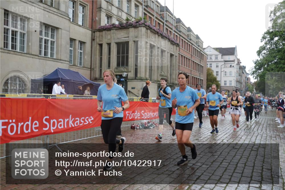 13.09.2026 - Kiel Lauf Yannick Fuchs http://msf.ph/oto/10422917 13.09.2026 10:56:55 Ziel 502, 1302, 1541, 1592, 2405, 2675, 2877, 3015, 4231, 5150, 6167, 6723, 6788, 7542, 8045, 9171, 10068, 11211, 11458, 12134, 12144, 12256, 12392, 248, 452, 476, 929, 1115, 1139, 1157, 1504, 1557, 1666, 1805, 2526, 2560, 2674, 2675, 2880, 3000, 3061, 3286, 3410, 3413, 3466, 4180, 4209, 4367, 4440, 4912, 5593, 6067, 6530, 6882, 6884, 7209, 7594, 7642, 7912, 8799, 8989, 8997, 9674, 10264, 10509, 10621, 10659, 11211, 12721, 1461, 2632, 3296, 3381, 4178, 4782, 5467, 5532, 6540 meine-sportfotos.de