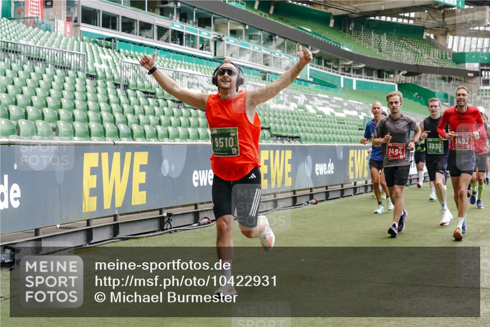 13.09.2026 - 21. swb-Marathon Bremen Michael Burmester http://msf.ph/oto/10422931 13.09.2026 13:00:17 Laufen im Stadion 135, 191, 226, 232, 242, 260, 342, 651, 687, 745, 972, 1080, 1166, 1209, 1368, 1493, 1494, 1516, 1650, 1861, 1935, 1963, 2088, 2210, 2289, 2293, 2306, 2322, 2409, 2427, 2481, 2485, 2490, 2517, 2560, 2561, 2570, 2577, 2658, 2686, 2700, 2708, 2781, 2806, 2827, 2885, 2899, 2906, 2914, 2953, 2961, 2967, 2979, 3015, 3076, 3098, 3105, 3124, 3145, 3168, 3173, 3190, 3233, 3273, 3354, 3385, 3480, 3516, 3524, 3531, 3642, 3652, 3729, 3774, 3855, 3856, 3861, 3930, 3934 meine-sportfotos.de